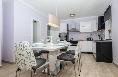 Mugeba Casa | Holiday home near Poreč, 2 km from the sea