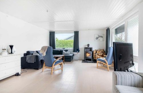 Stege Casa | Holiday Home Near Water, Forest, And Møn's Cliffs