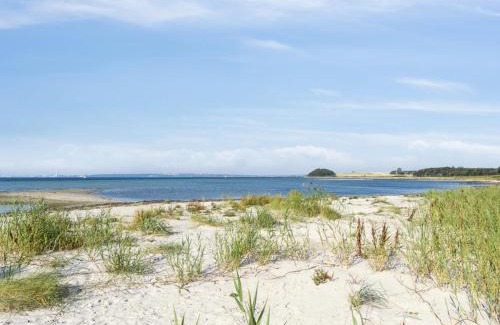 Skodshoved Casa | Holiday Home Nilson - 50m from the sea by Interhome