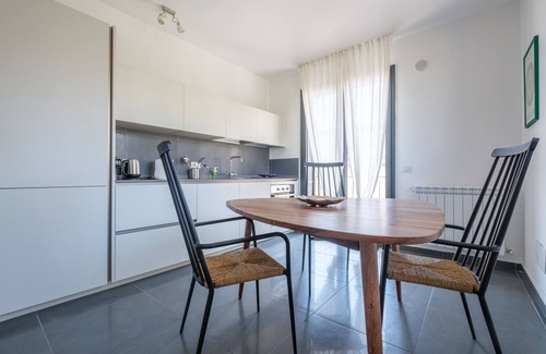 Furci Siculo Casa | Casa de vacaciones 'Ninai Sea Apartamento vacacional 2' con balcón, Wi-Fi y aire acondicionado