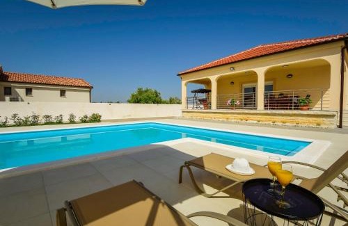 Visocane Casa | Holiday Home Nisa by Interhome