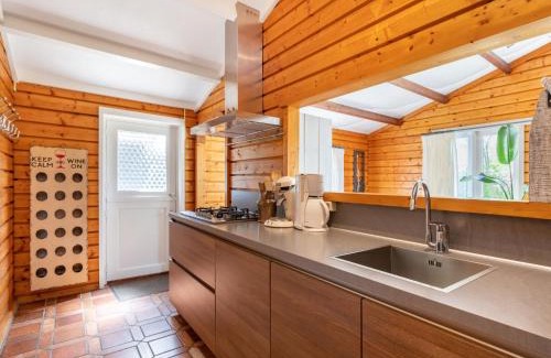 Sint Maartensvlotbrug Casa | Holiday Home Rusthoeve 28 by Interhome