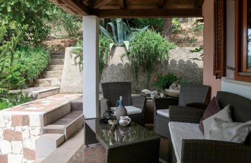 Rasa Casa | Holiday Home Noel by Interhome