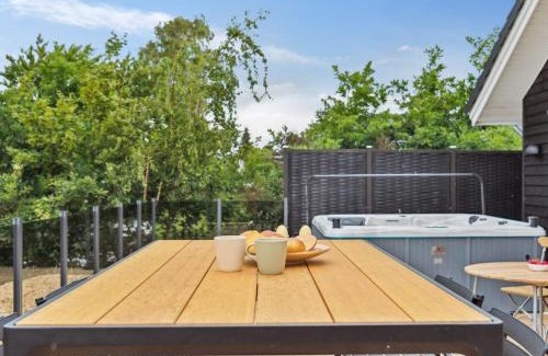 Vibæk Strand Casa | Holiday Home Nona - 150m from the sea by Interhome