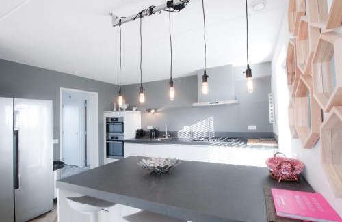 Tholen Casa | Holiday Home Oesterdam Resort-1 by Interhome