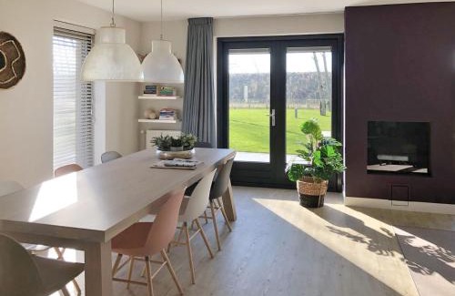 Tholen Casa | Holiday Home Oesterdam Resort-1 by Interhome