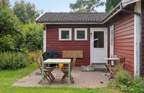 Faarevejle Casa | Holiday home on adventurous plot near beach