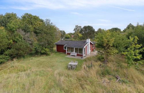 Faarevejle Casa | Holiday Home On Adventurous Plot Near Beach