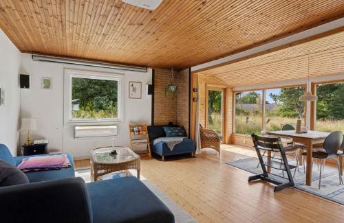 Faarevejle Casa | Holiday Home On Adventurous Plot Near Beach