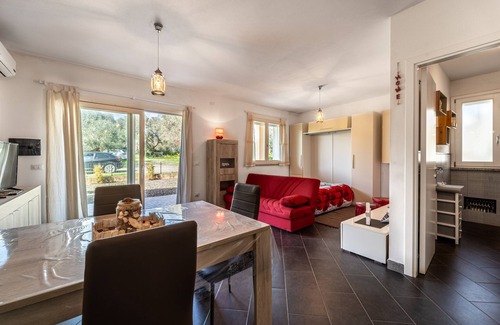 Masainas Casa | Casa de vacaciones "Open Space Nel Sulcis" con jardín privado y A/C