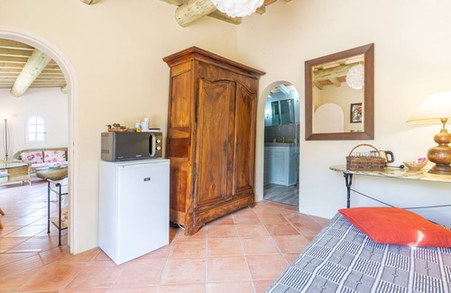 Bonnieux Casa | Casa de vacaciones 'Orangerie' con vistas a la montaña, terraza compartida y Wi-Fi