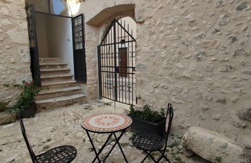 Goriano Valli Apartamento | Holiday home “Orso” - Spacious apartment in a historic palazzo