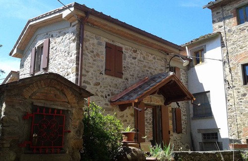 Marliana Casa | Holiday home overlooking the Tuscan hills
