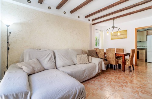 Monte Faro Casa | Casa de vacaciones 'Preciosa Vivienda Unifamiliar' con vistas a la montaña, piscina y Wi-Fi