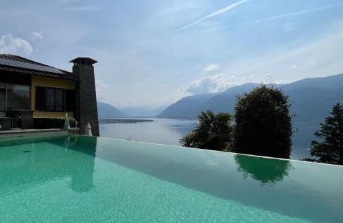Porto Ronco Casa | Holiday Home Panorama Lakeview Lago Maggiore by Interhome