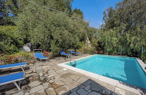 Bellissimi Casa | Casa de vacaciones 'Paola E Del Poeta' con piscina compartida, jardín privado y Wi-Fi