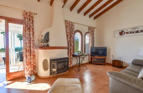 Empedrola Casa | Holiday Home Paris Roubaix by Interhome