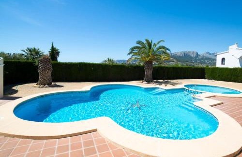 Empedrola Casa | Holiday Home Paris Roubaix by Interhome