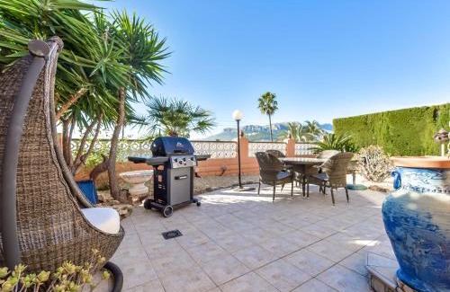 Empedrola Casa | Holiday Home Paris Roubaix by Interhome