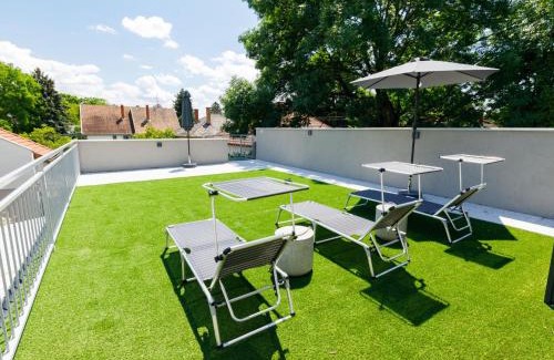 Balatonszarszo Casa | Holiday Home Park Residence 19 by Interhome