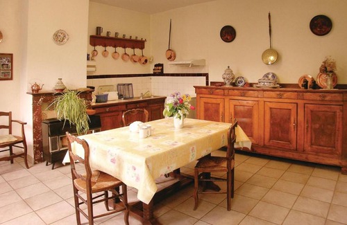 Famechon Casa | Holiday Home Pas En Artois Rue Principale