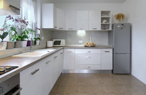 Radini Casa | Holiday Home Petar - Three Bedroom House with Pool