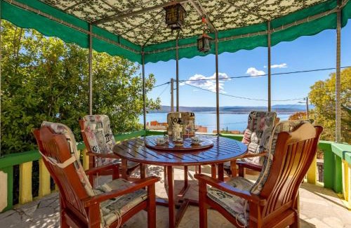 Dramalj Casa | Holiday Home Petra by Interhome