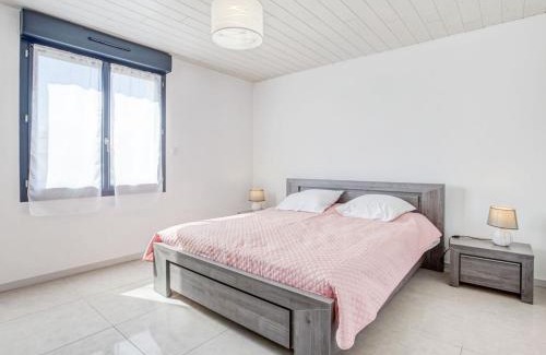 Aureilhan Casa | Holiday Home Peyroutic by Interhome