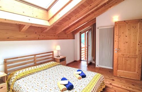Bleggio Superiore Casa | Holiday Home Picchio Primavera by Interhome