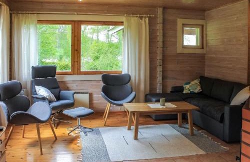 Iltasmaki Casa | Holiday Home Pihlaja by Interhome