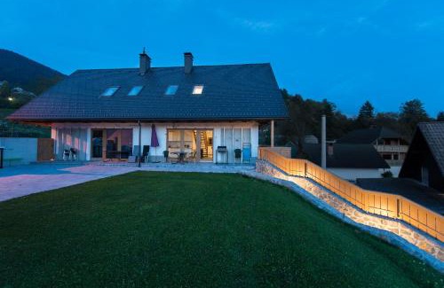 Trzic Casa | Holiday Home Planina
