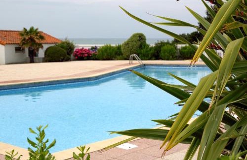 Pornic Casa | Holiday Home Plein Océan-3 by Interhome