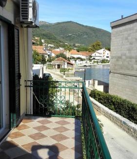 Denovici Casa | Holiday Home Ploski