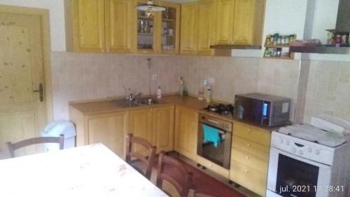 Predjama Apartamento | Holiday home Polsak