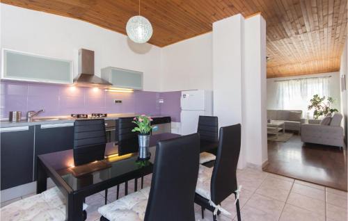 Vinkuran Casa | Holiday Home Pula 23 With Outdoor Swimmingpool