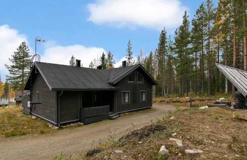 Pyhatunturi Casa | Holiday Home Pyhänkarhu 4 by Interhome