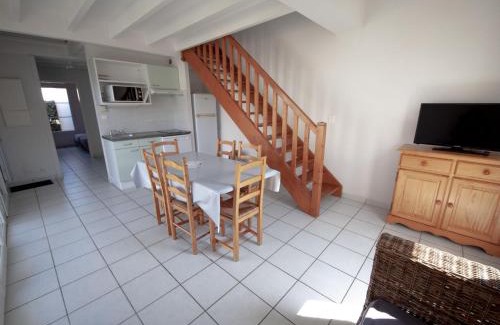 Biscarrosse Plage Casa | Holiday Home Résidence Dune Blanche - Océan1 by Interhome