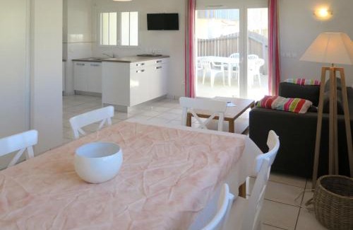 Biscarrosse Plage Casa | Holiday Home Résidence Plage Océane-3 by Interhome