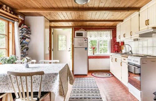 Kyrkhult Casa | Holiday Home Röshult by Interhome