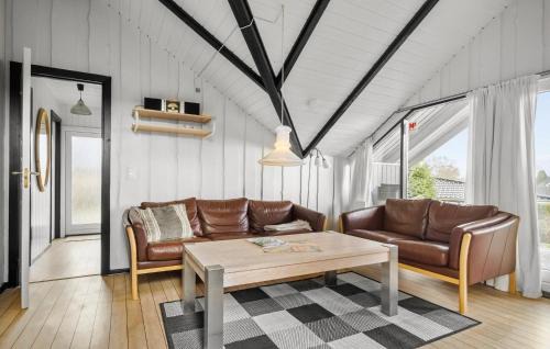 Hejlsminde Strand Casa | Holiday Home Rønnebærvænget Hejls