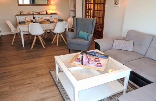 Locquirec Casa | Holiday Home Reve de Mer by Interhome