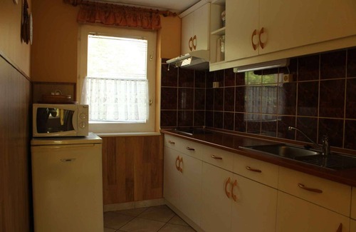 Bekesszentandras Casa | Casa vacacional justo en el río con piscina