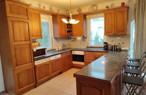 Balatonboglar Casa | Holiday home right on the bank with a view