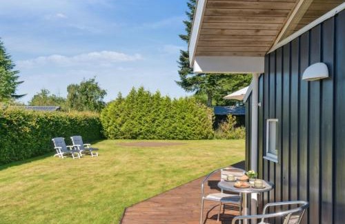 Stillinge Strand Casa | Holiday Home Rixa - 525m from the sea by Interhome