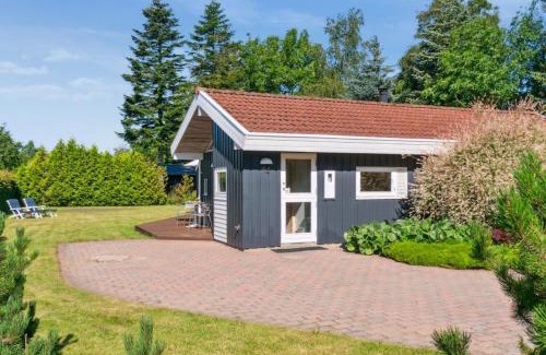 Stillinge Strand Casa | Holiday Home Rixa - 525m from the sea by Interhome