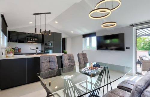 Karojba Casa | Holiday Home Rokvilla by Interhome