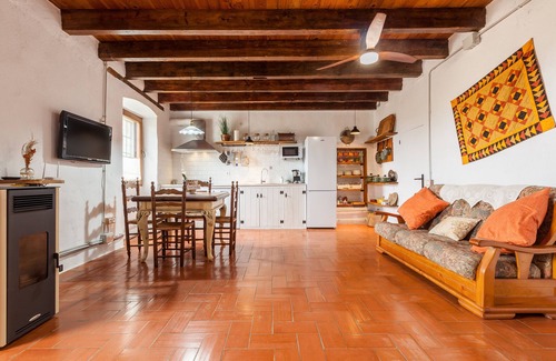 Castellet i la Gornal Casa | Casa de vacaciones 'Romegosa Benestar' con vistas a la montaña, Wi-Fi y aire acondicionado