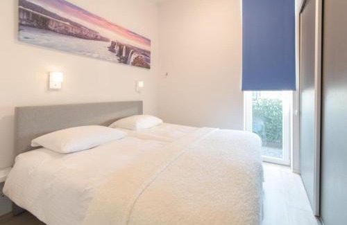 Wemeldinge Casa | Holiday Home Ruisweg 103 by Interhome