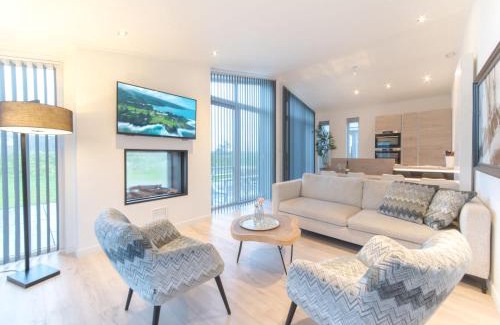 Wemeldinge Casa | Holiday Home Ruisweg 13 by Interhome