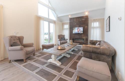 Wemeldinge Casa | Holiday Home Ruisweg 16 by Interhome